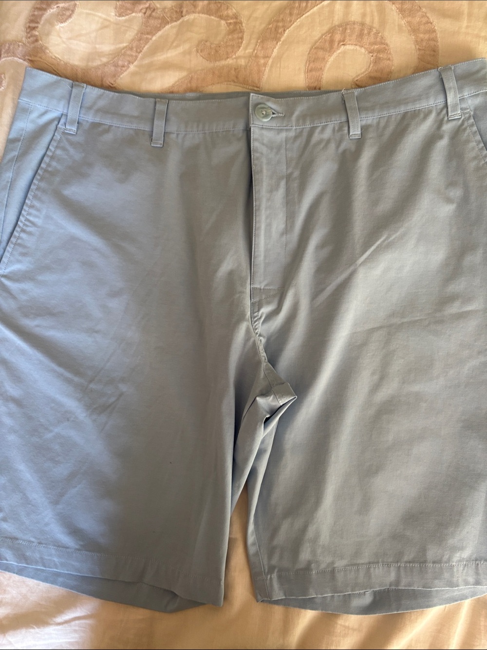 Callaway Men's Pale Blue Flat Front Golf Shorts